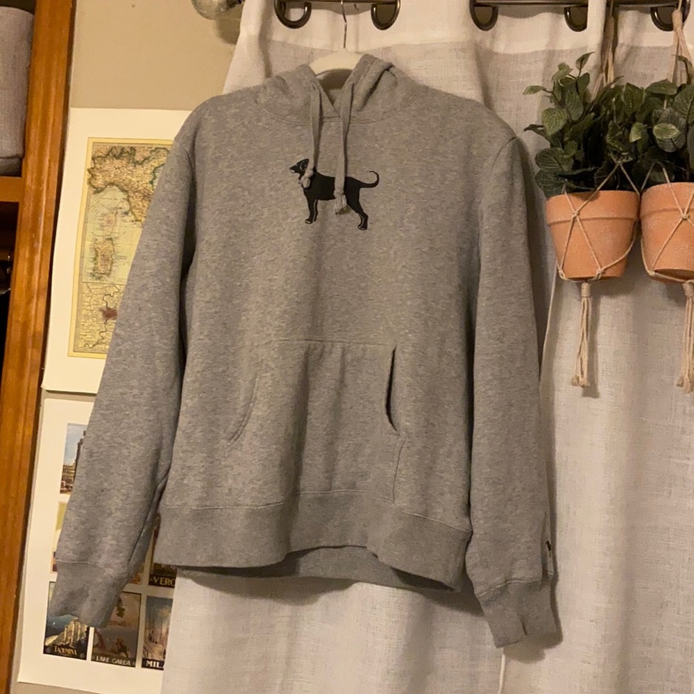 Black Dog sweatshirt